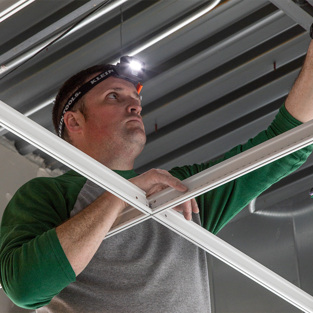 Linterna frontal LED recargable con correa ajustable y matriz de luces 56049 de Klein Tools