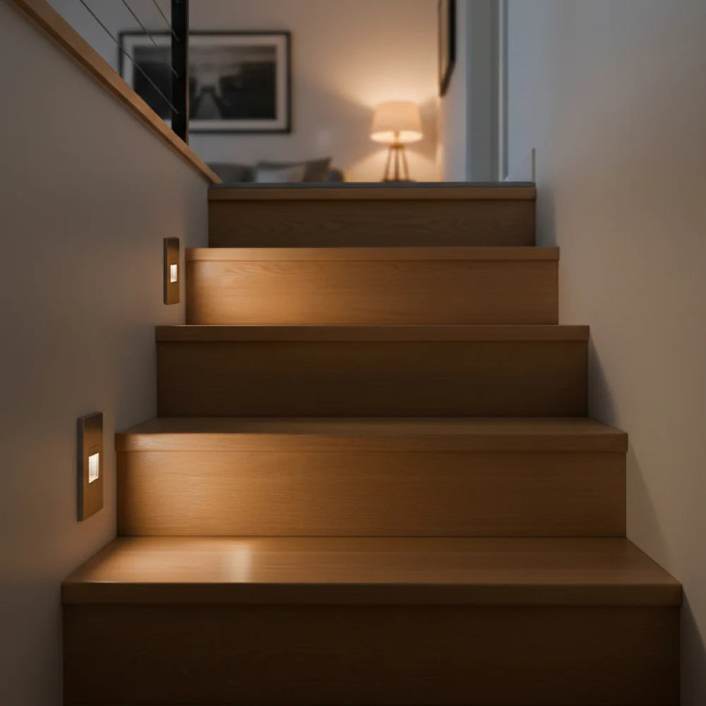 ST-1025 | Ortech LED Step Light, Vertical or Horizontal Mount